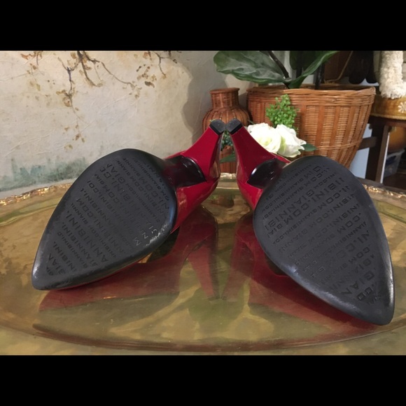 Red Patent Leather High Heels - Picture 4 of 6
